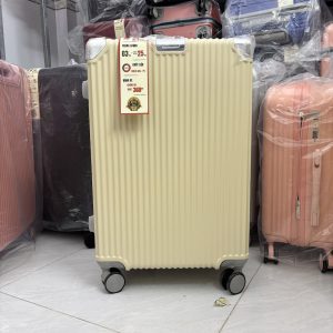 Vali Kéo Du Lịch Ốp Góc Vàng Kem Nhựa ABS/PC Size 20/24/28 – KL01