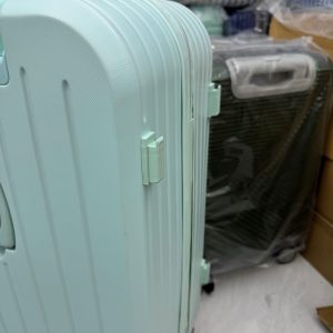 Vali Nhựa Màu Xanh Mint Trendy Cao Cấp Size 20/24 Inch